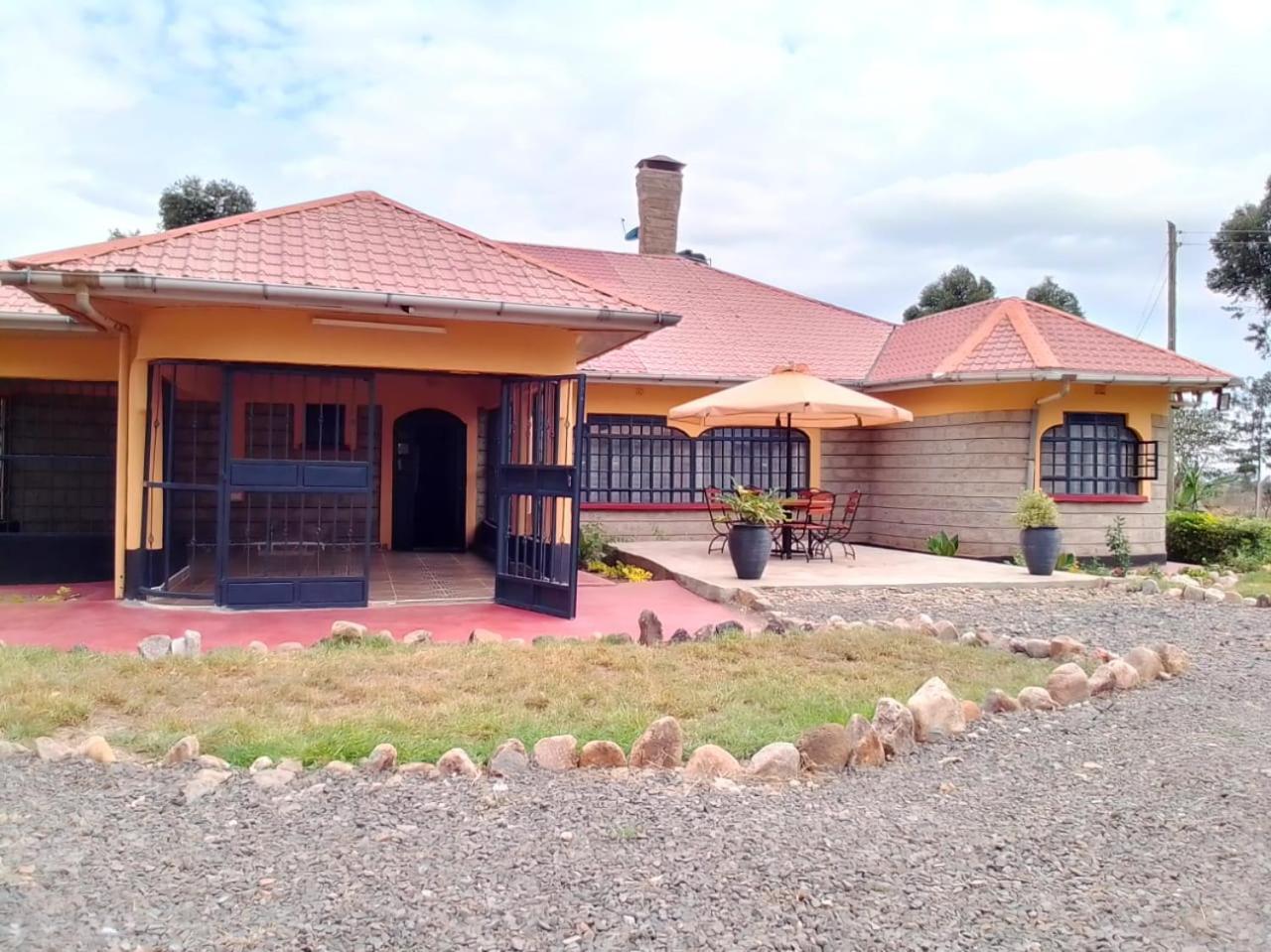 Esniko Villa Narok Exterior foto